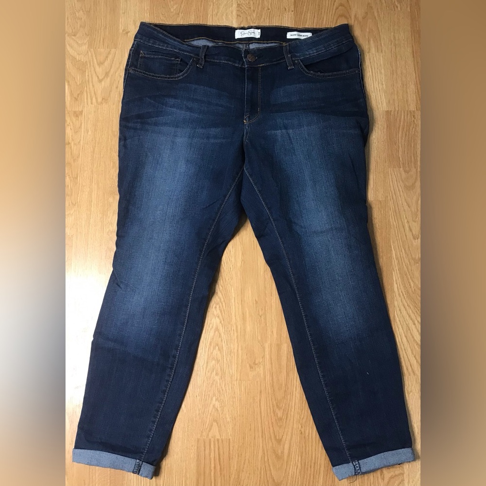 Jessica Simpson “Forever Rolled” Skinny Jeans – Size 16W